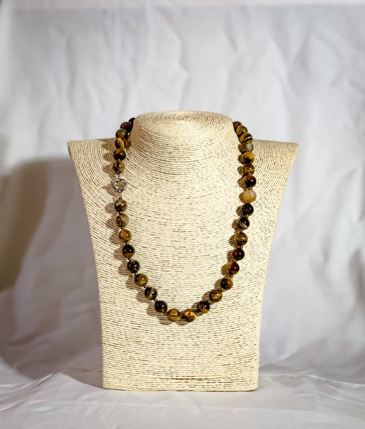 Ochi Di Tigri necklace